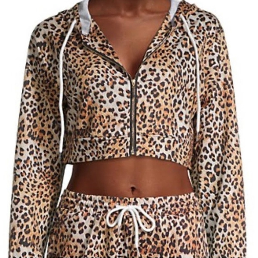 LA MODA Leopard Cropped Hoodie and
Shorts Set NWT